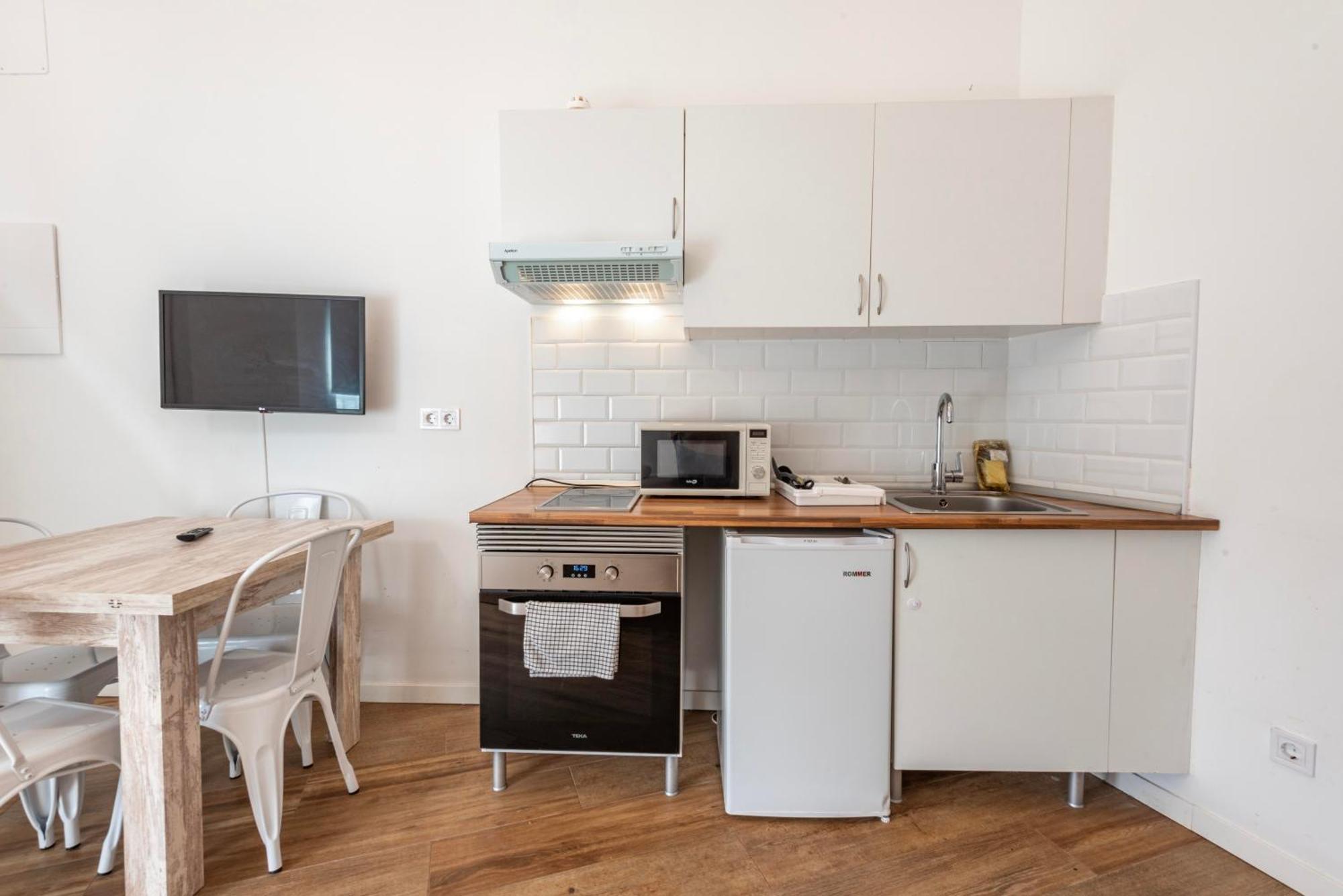 New 1 Min Metro, Cozy 1 Bed Close To Downtown, Wifi A Madryt Zewnętrze zdjęcie